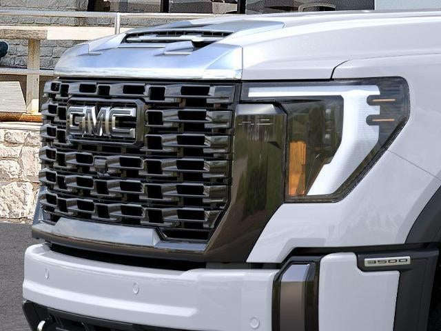 2026 GMC Sierra 3500 HD Denali Ultimate DRW