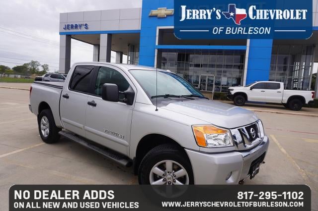 2013 Nissan Titan SV