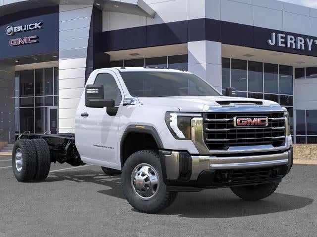 2026 GMC Sierra 3500 HD Chassis Cab Pro