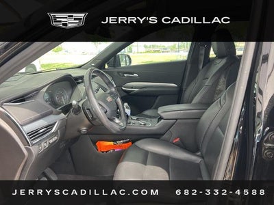 2023 Cadillac XT4 Premium Luxury