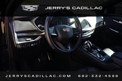 2023 Cadillac XT4 Sport