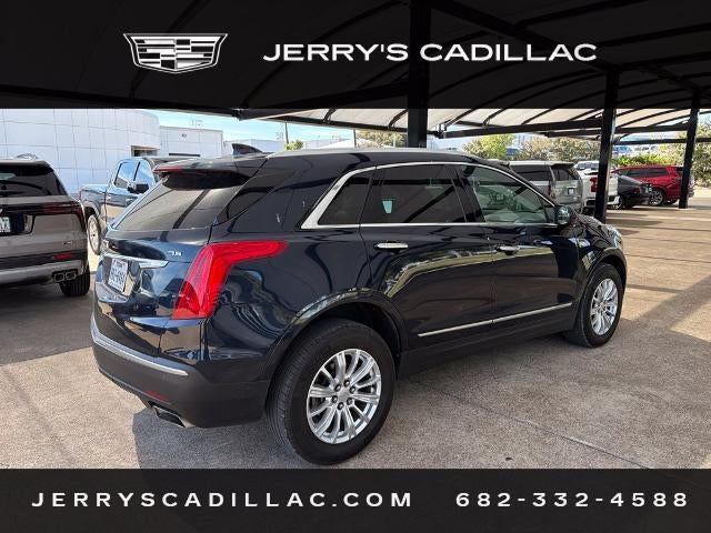 2017 Cadillac XT5 Base
