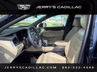 2017 Cadillac XT5 Base
