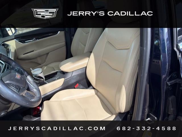 2017 Cadillac XT5 Base