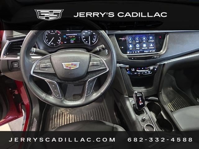 2022 Cadillac XT5 Premium Luxury