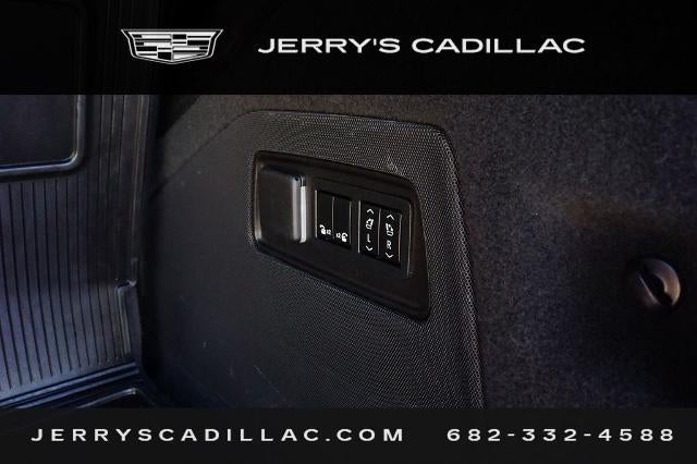 2022 Cadillac Escalade Luxury