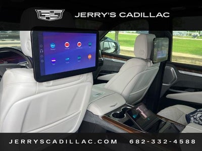 2025 Cadillac Escalade Sport Platinum