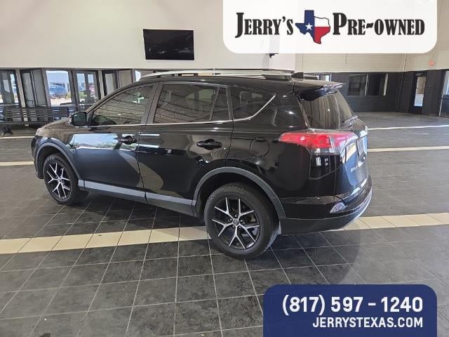2018 Toyota RAV4 SE