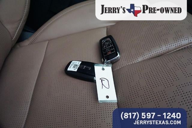 2025 Lincoln Navigator L Black Label