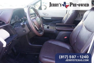 2023 Toyota Sienna Platinum