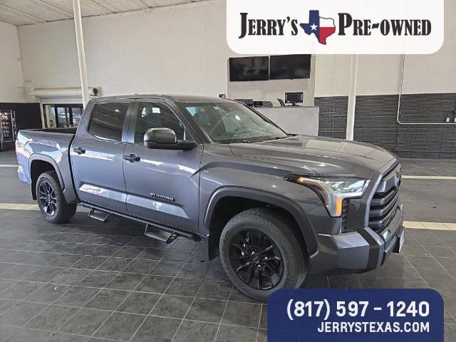 2025 Toyota Tundra 4WD SR5