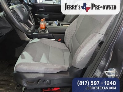 2025 Toyota Tundra 4WD SR5