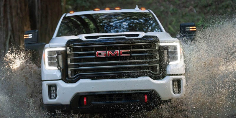 2020 GMC Sierra HD front view