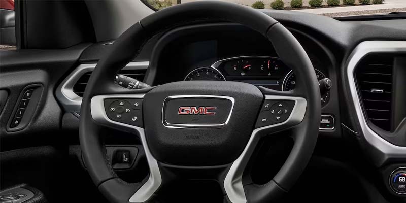 2023 GMC Acadia interior